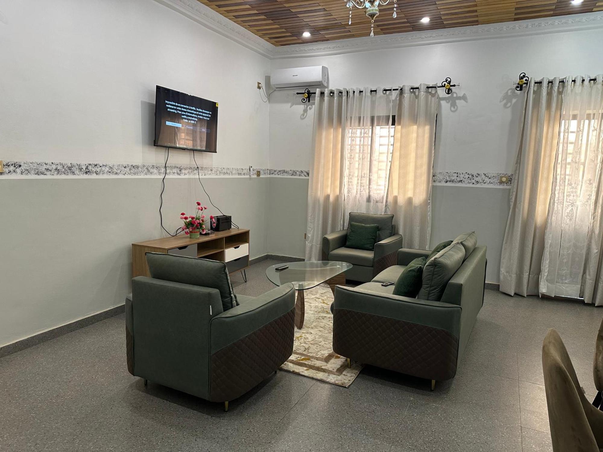 Residence Timo Yaoundé Zewnętrze zdjęcie